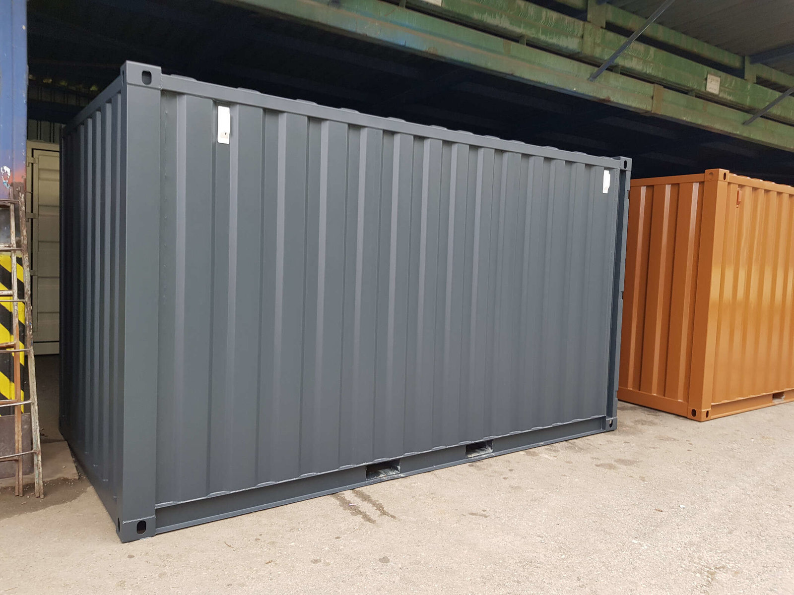 Container von EUROPBOX